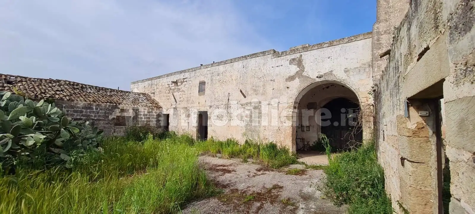 Rustico - Casale in vendita a Martignano