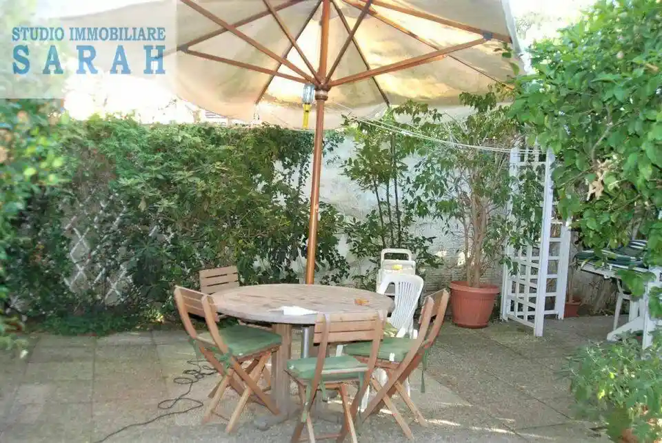 Casa indipendente in vendita a Viareggio