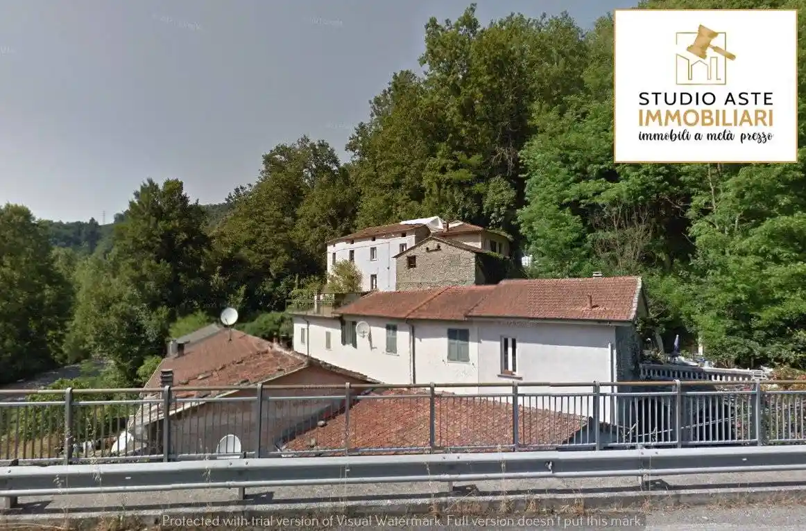 Palazzo - Stabile in vendita a Sesta Godano