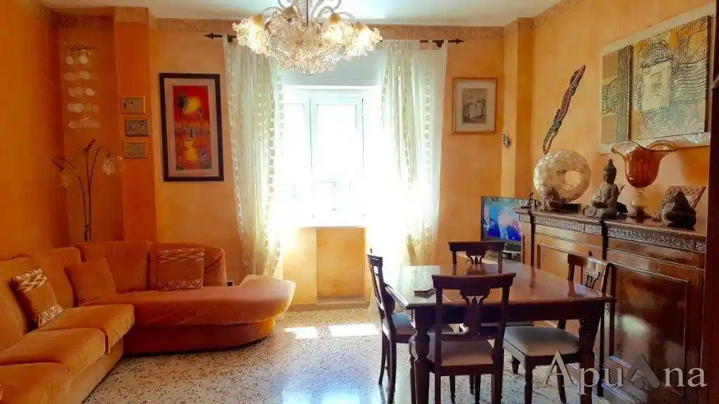 Appartamento in vendita a Massa