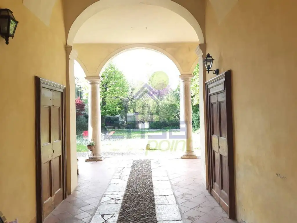 Rustico - Casale in vendita a Longhena