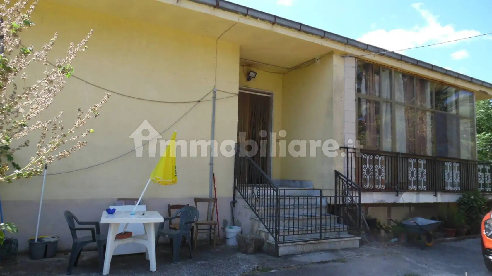 Villa unifamiliare 110 m², Caposele - foto 2