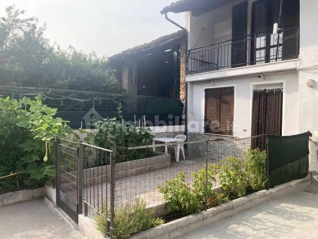 Casa indipendente in vendita a Isorella