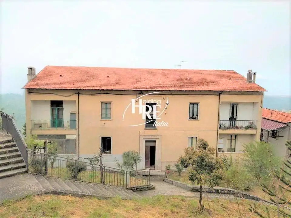 Appartamento in vendita a Spezzano della Sila