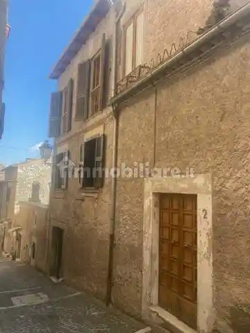 Casa indipendente in vendita a Alatri