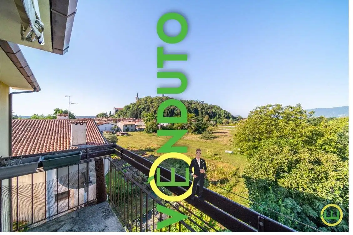 Appartamento in vendita a Artegna