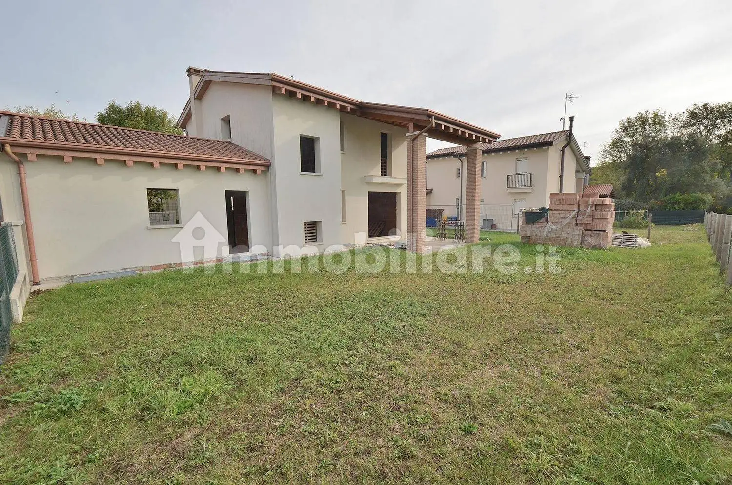 Villa unifamiliare, nuova, 320 m², Borso del Grappa - foto 3