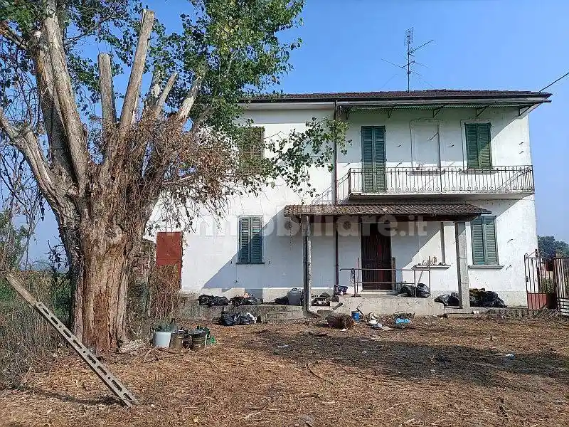 Rustico - Casale in vendita a Mortara