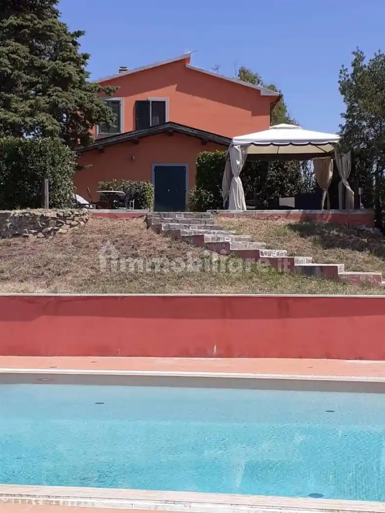 Rustico - Casale in vendita a Scansano