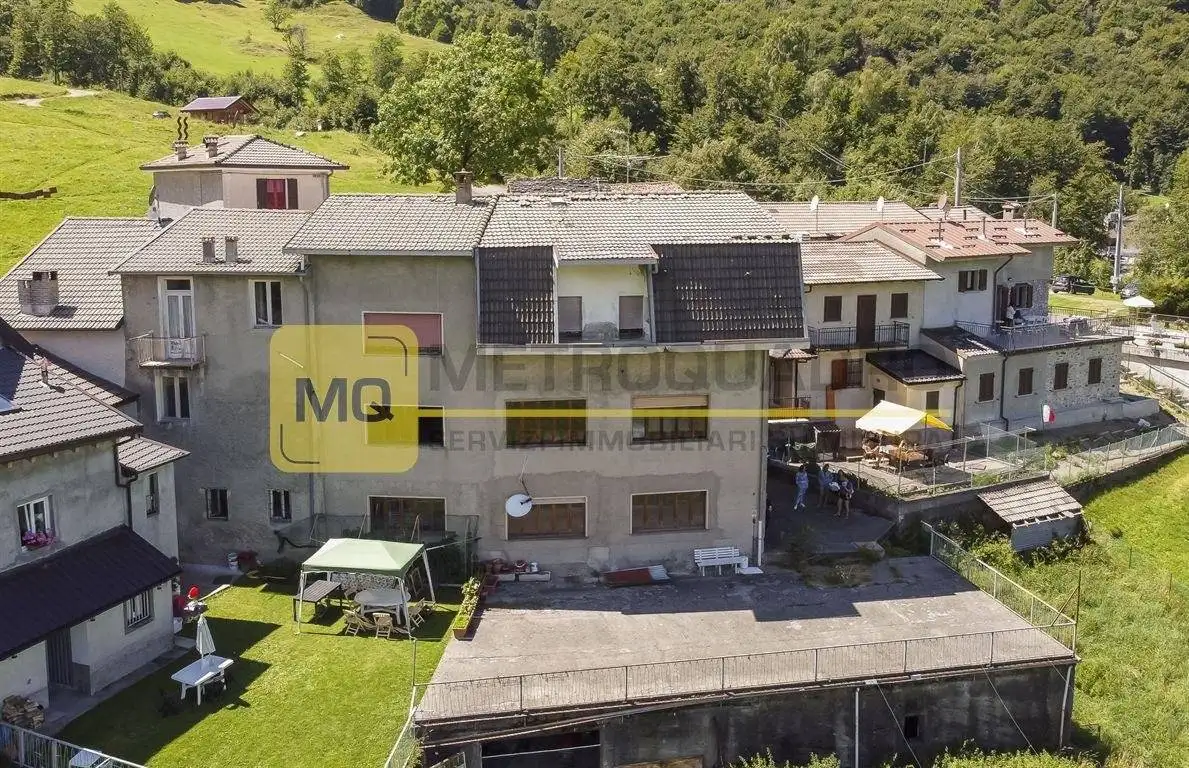 Palazzo - Edificio in vendita a Morterone