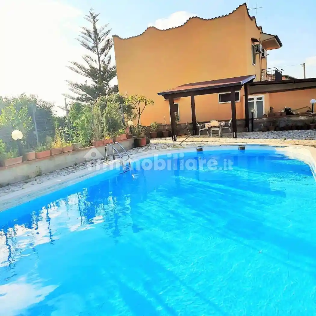 Villa in vendita a Partinico