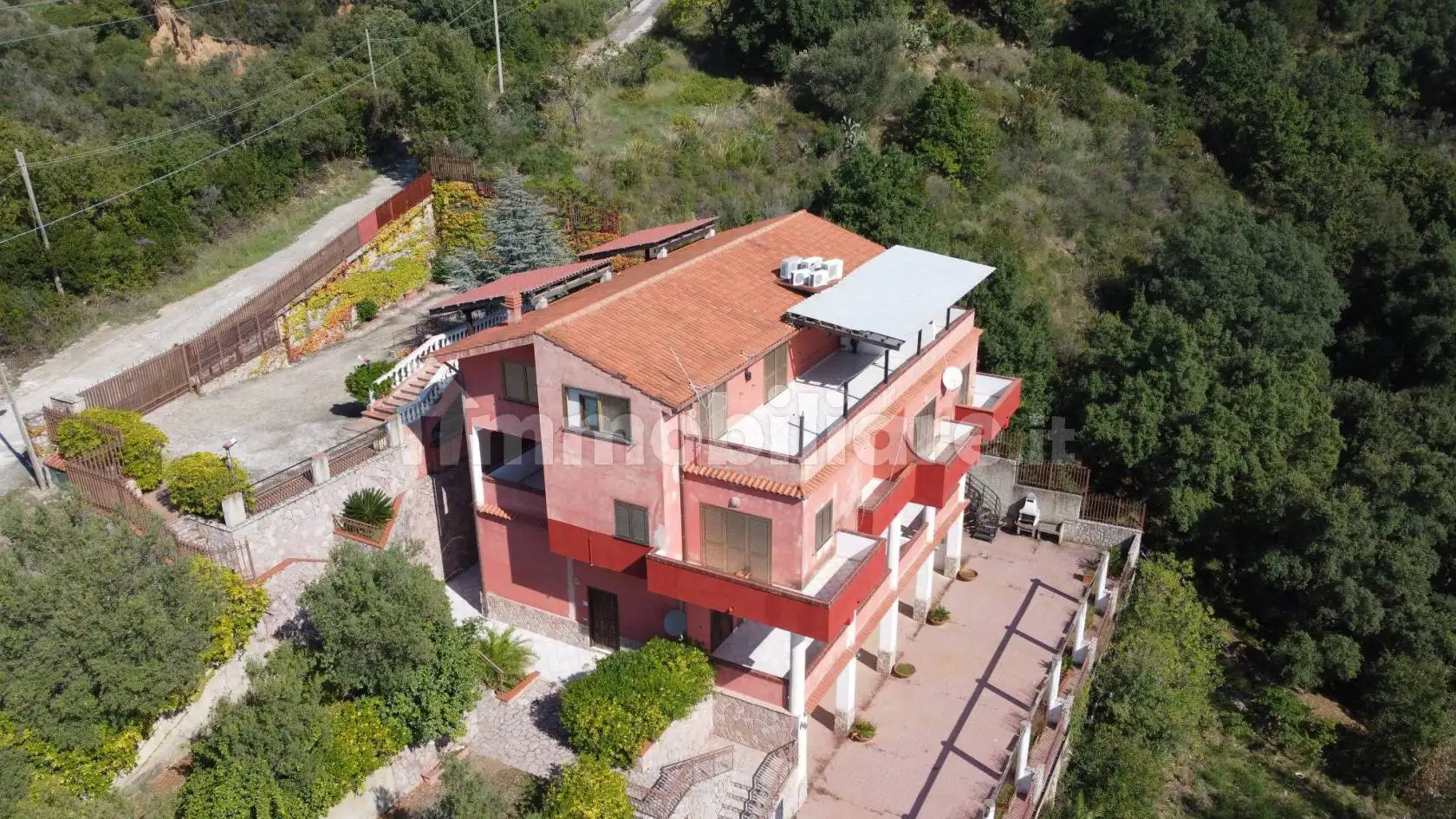 Palazzo - Edificio in vendita a Centola