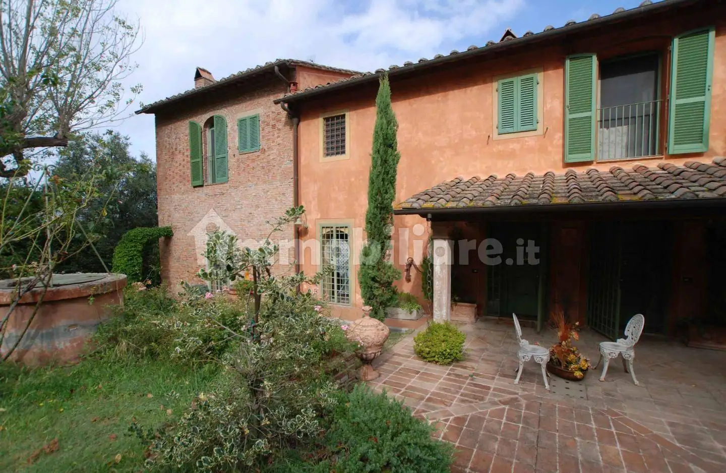 Rustico - Casale in vendita a Pontedera