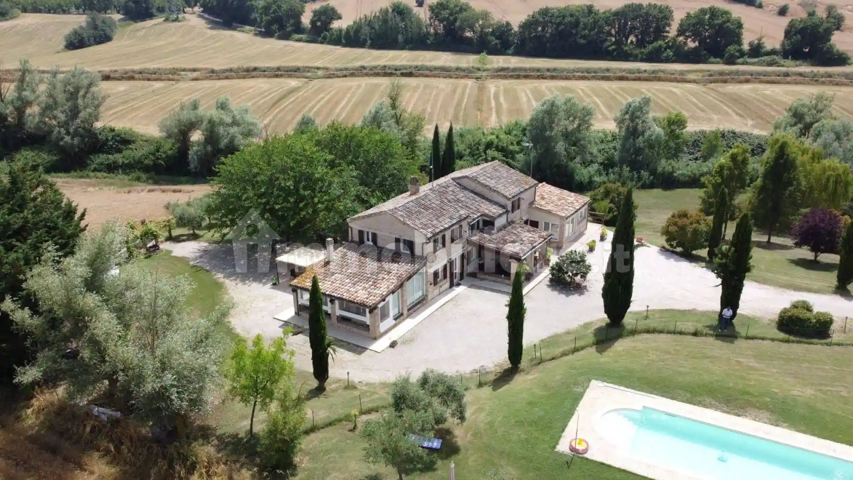 Rustico - Casale in vendita a San Costanzo