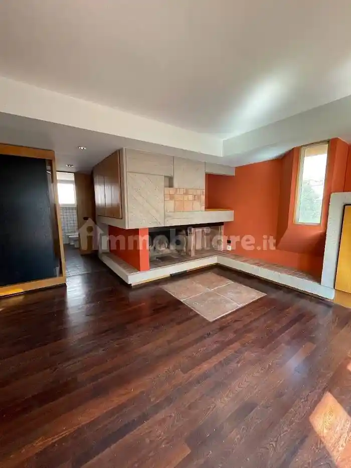 Villa in vendita a Latina