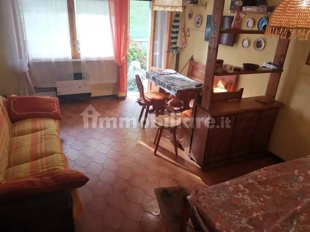 Appartamento in vendita a Viola