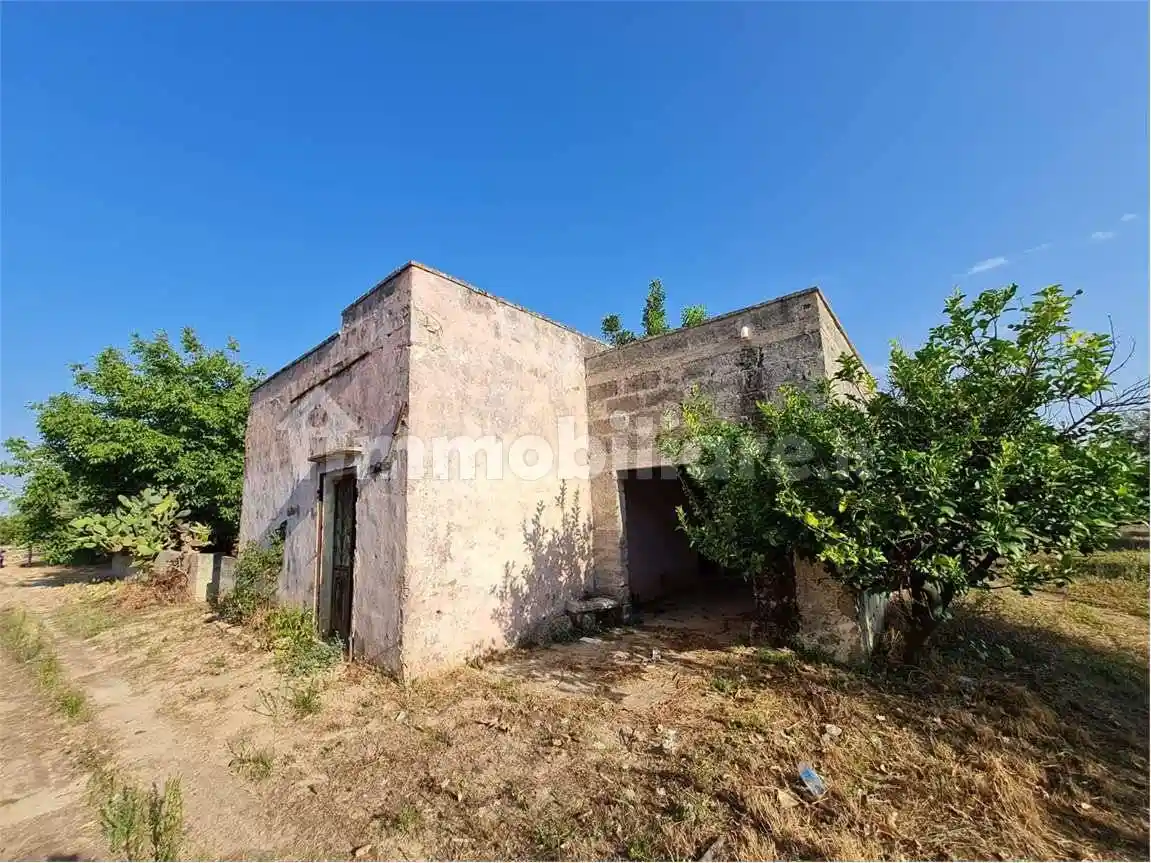 Rustico - Casale in vendita a Cutrofiano