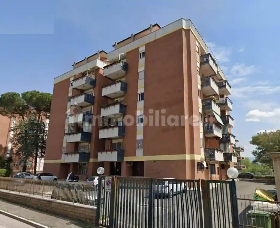 Appartamento in vendita a Guidonia Montecelio