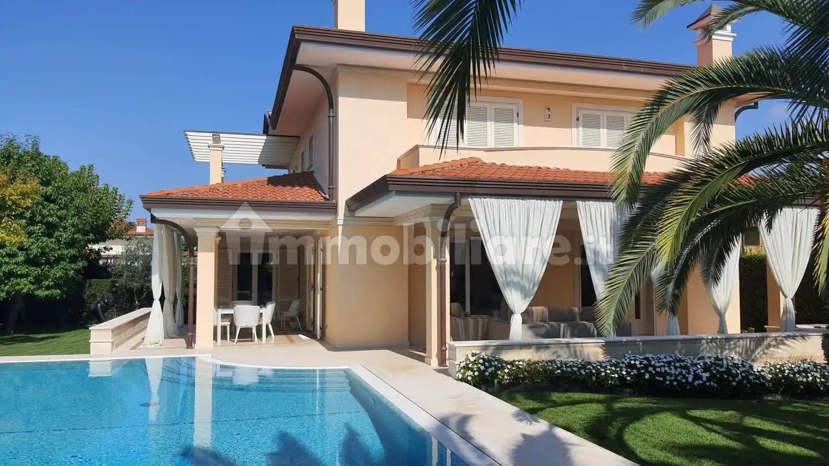 Villa in affitto a Forte dei Marmi