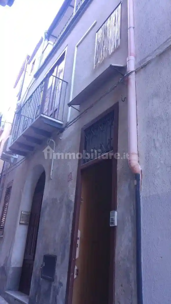 Appartamento in vendita a Polizzi Generosa