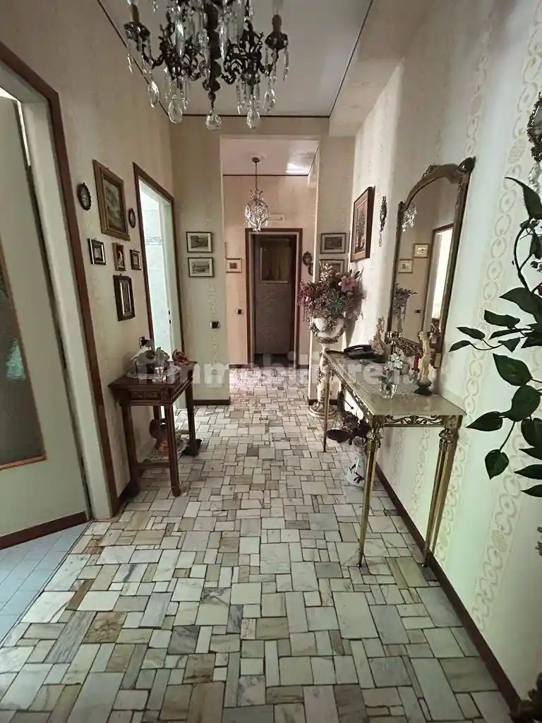 Bilocale via Pietro Orseolo 3, Solari, Milano - foto 5