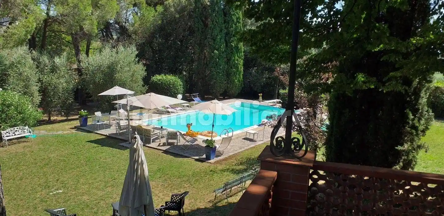 Rustico - Casale in vendita a Capannori