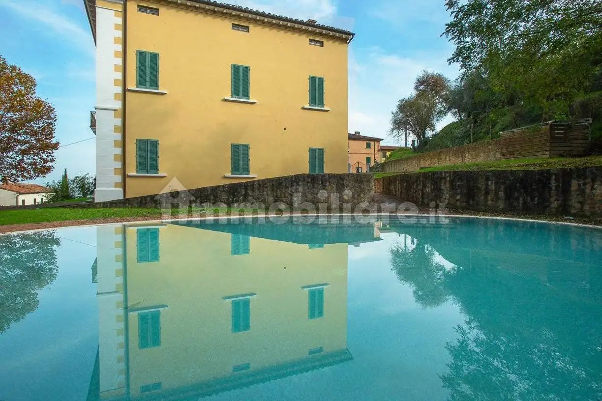 Villa in affitto a Pisa