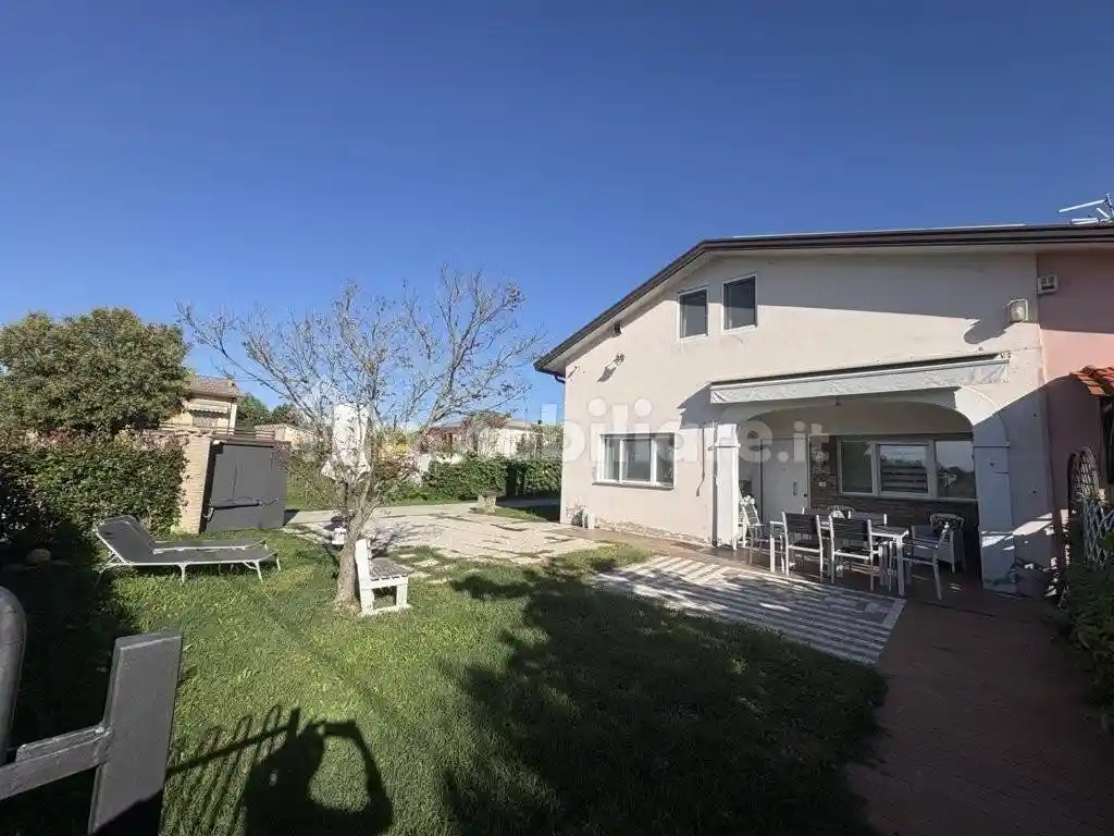Villa in vendita a Mira