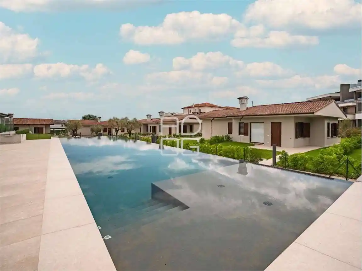 Appartamento in vendita a Desenzano del Garda