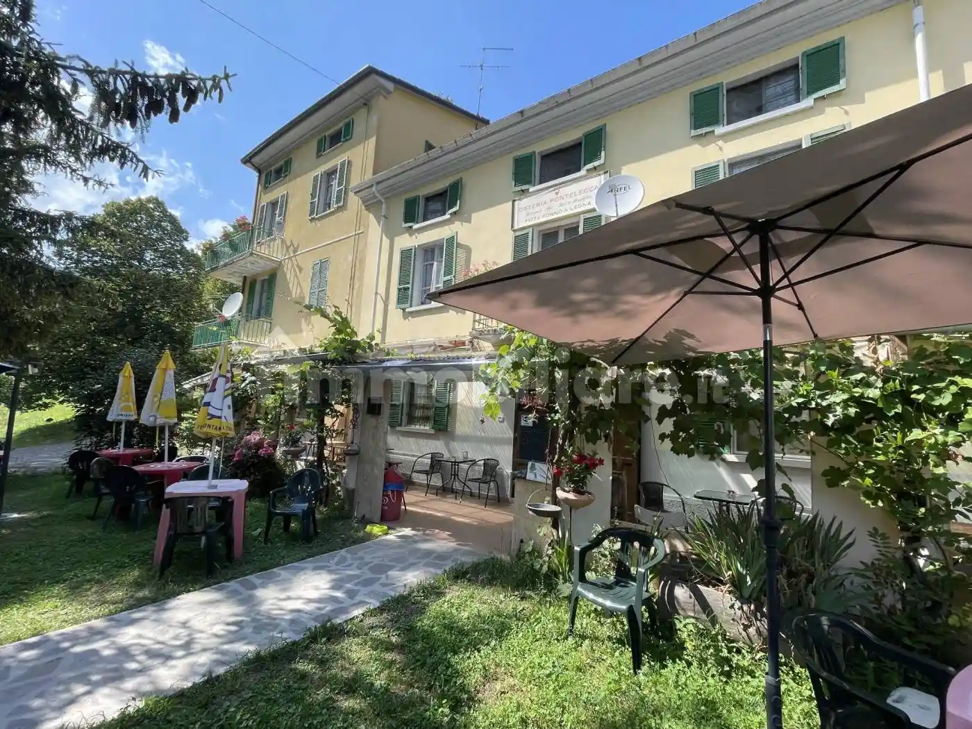 Villa in vendita a Bardi