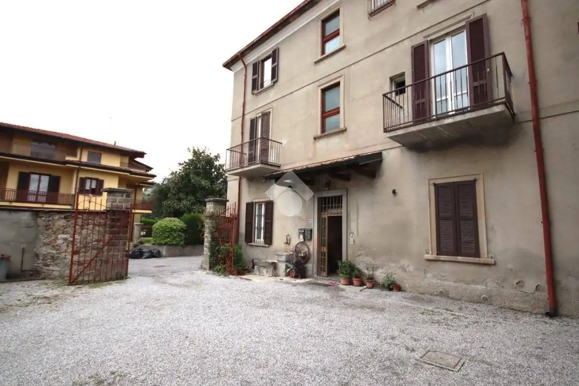 Appartamento via Dante Alighieri 36, Centro, Barzago - foto 2