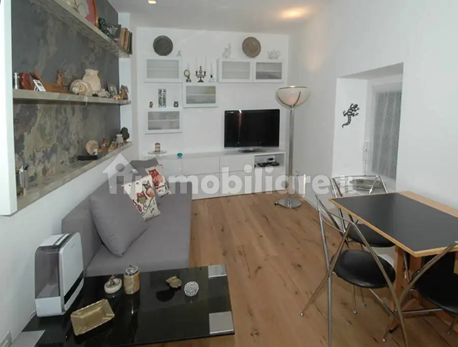 Appartamento in affitto a Gravedona ed Uniti