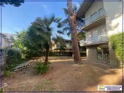 Villa bifamiliare via Publio Virgilio Marone 10, Tortoreto Lido, Tortoreto - foto 2