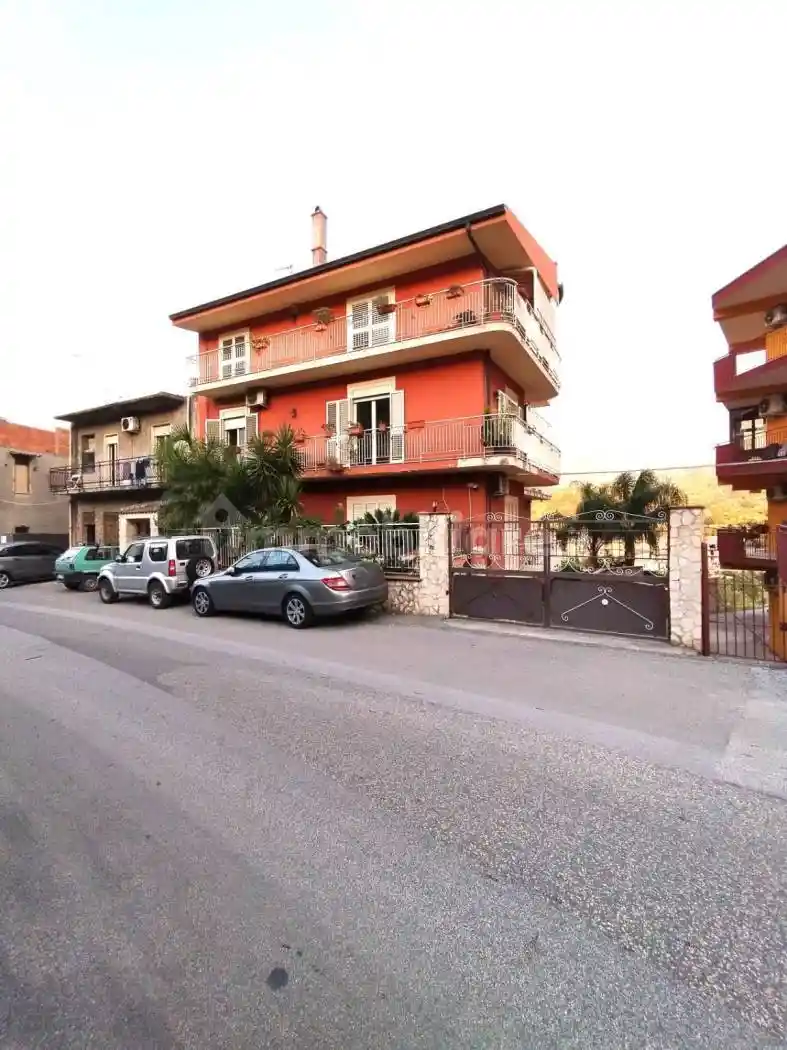 Appartamento in vendita a Barcellona Pozzo di Gotto