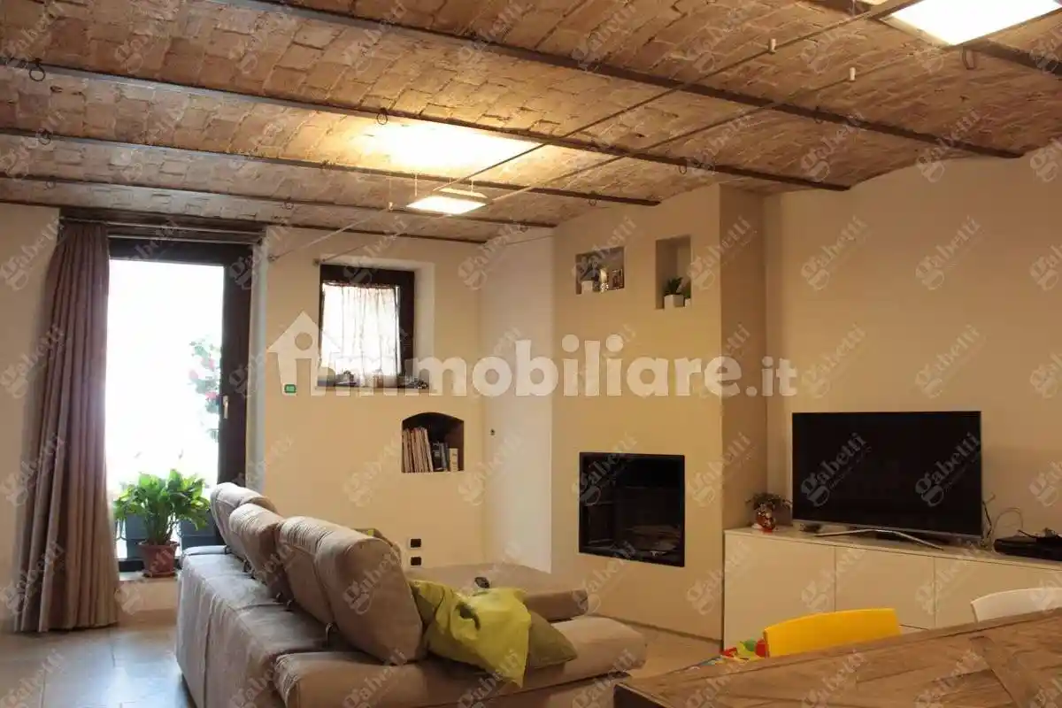 Casa indipendente in vendita a Isernia