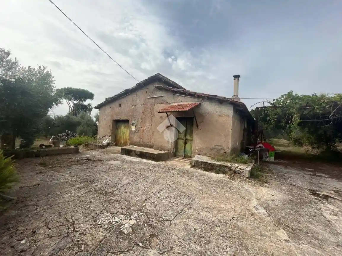 Rustico - Casale in vendita a Velletri