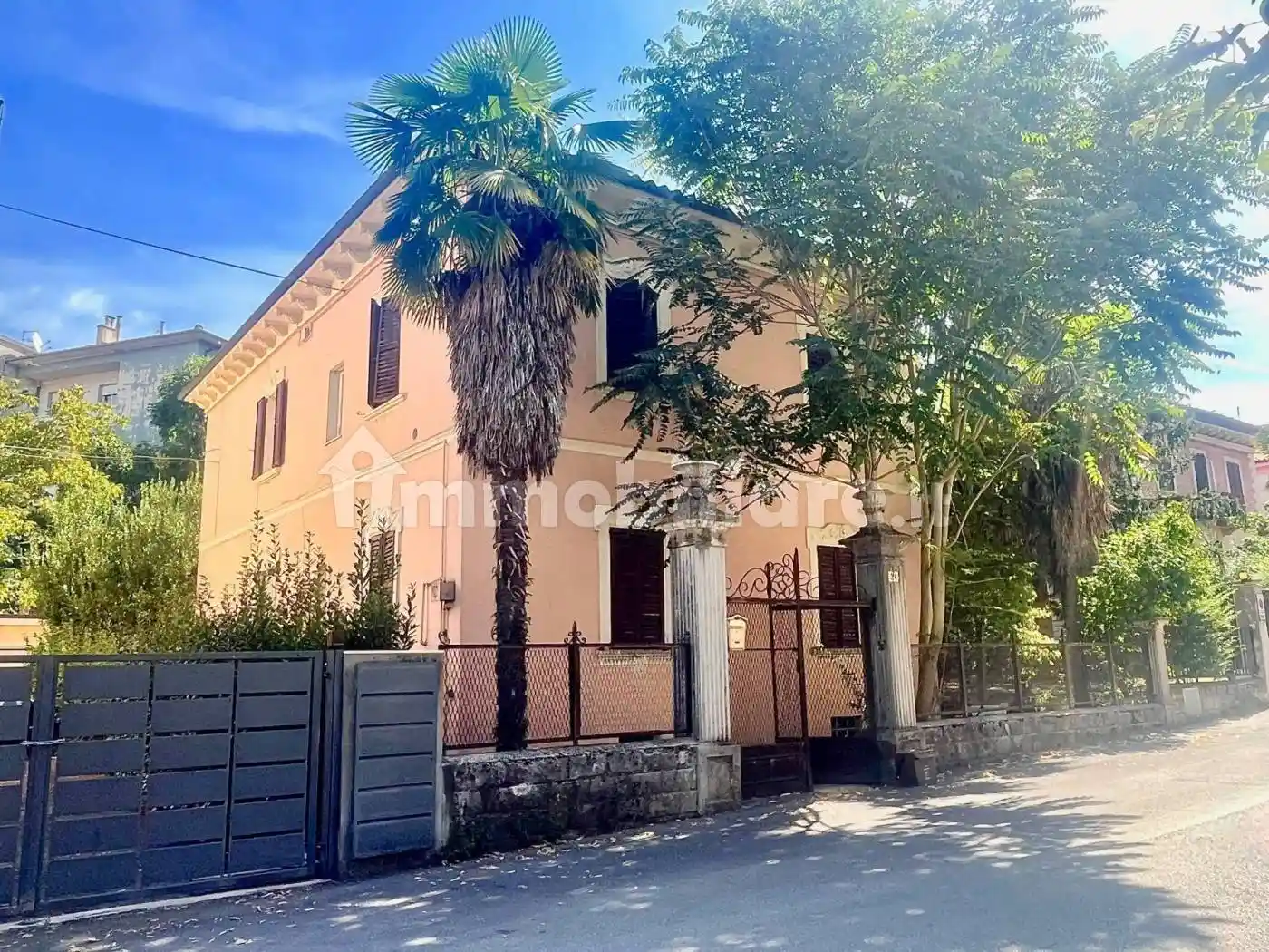 Villa in vendita a Fabriano
