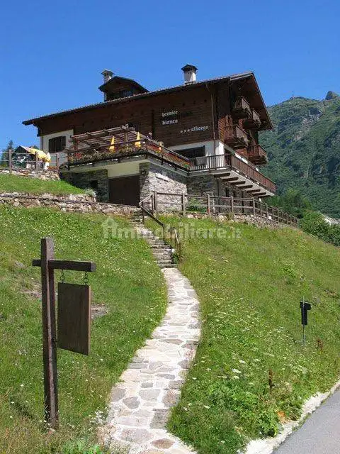 Palazzo - Edificio in vendita a Formazza