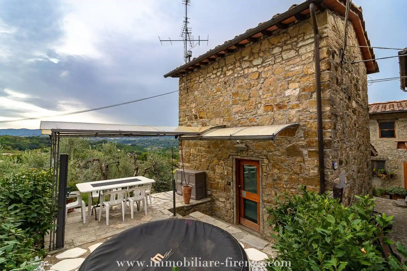 Rustico - Casale in vendita a Reggello