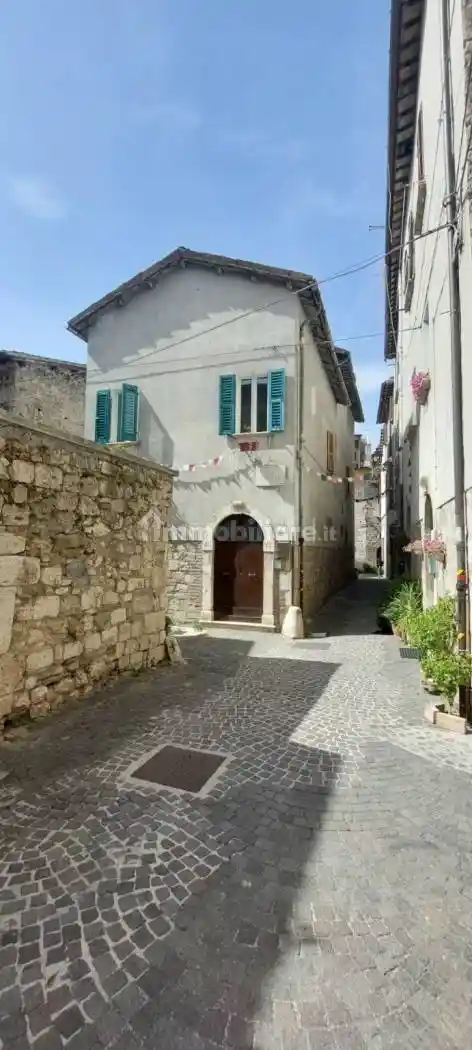 Casa indipendente in vendita a Ascoli Piceno