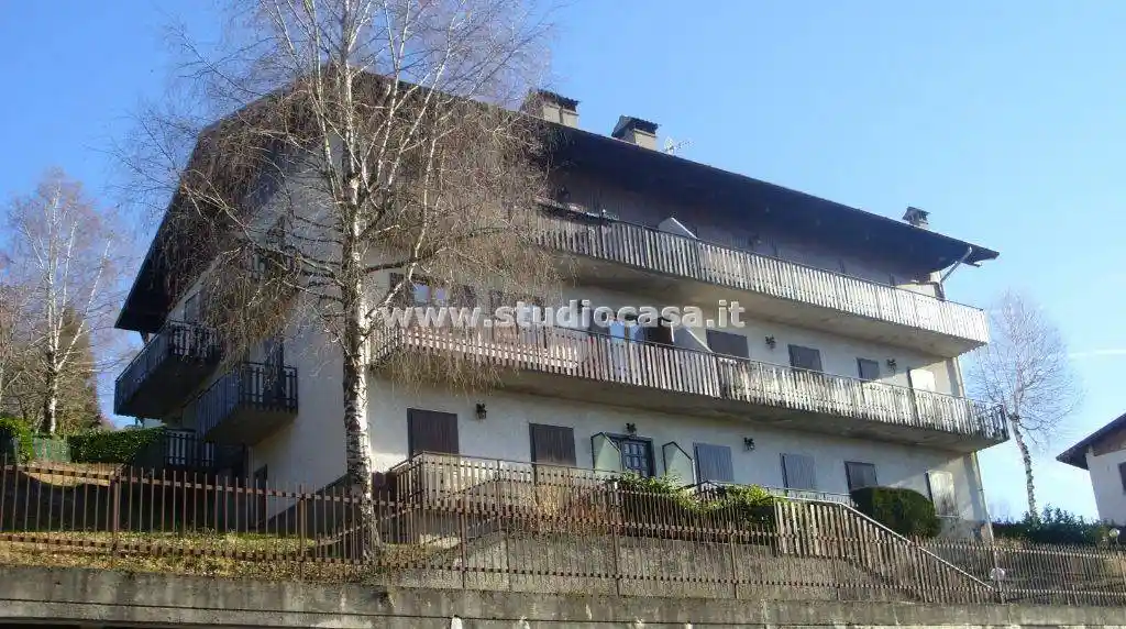 Appartamento in vendita a Costa Serina