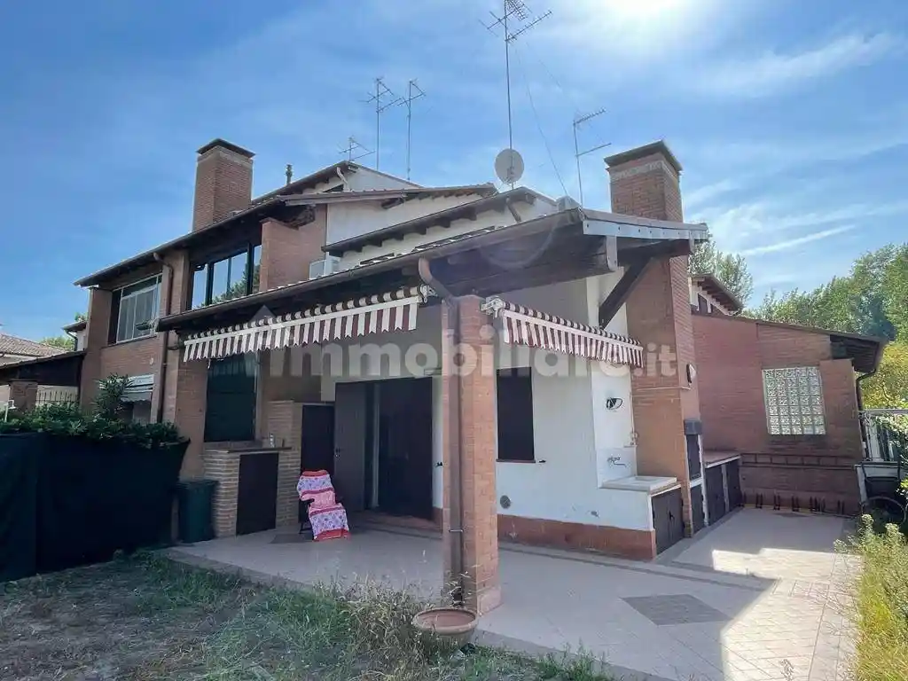 Villa in vendita a Comacchio