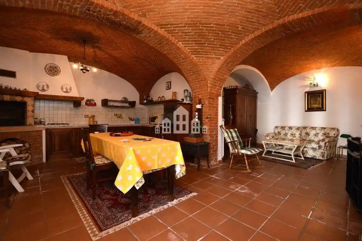 Casa indipendente in vendita a Val di Chy