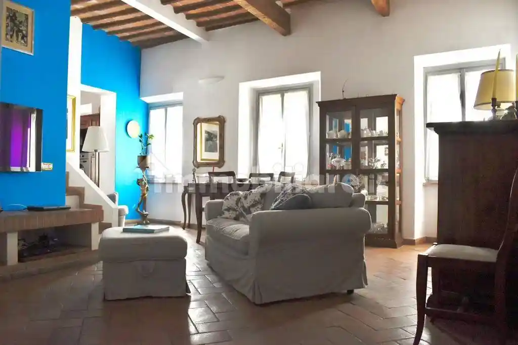 Appartamento in vendita a Colle di Val d'Elsa