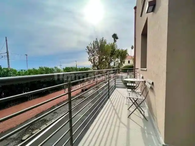 Appartamento in vendita a Borgio Verezzi