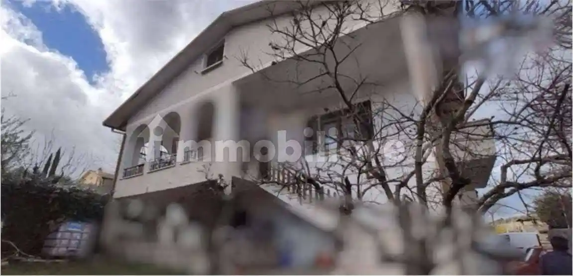 Villa in vendita a Fabriano