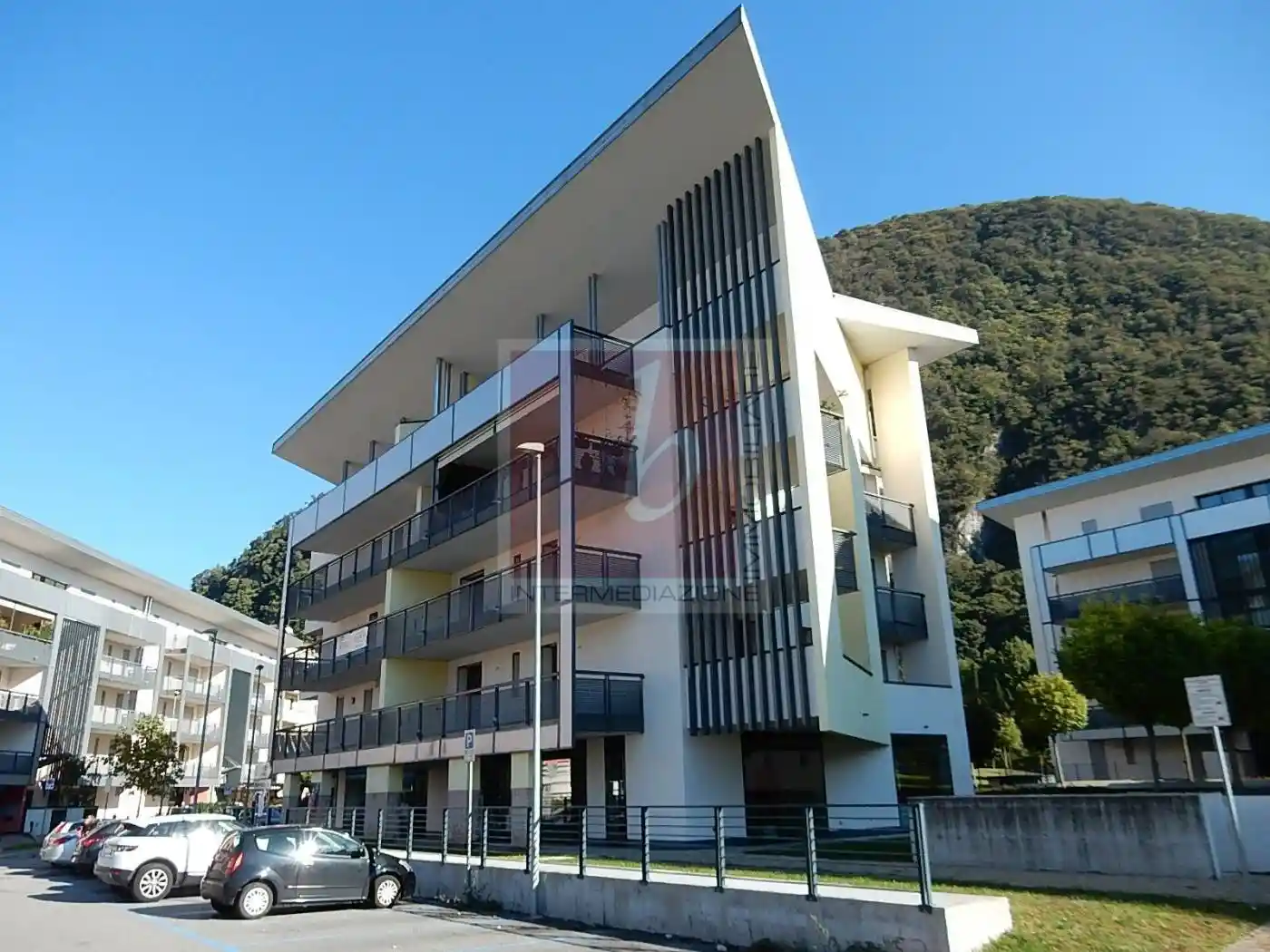 Appartamento in vendita a Laveno-Mombello