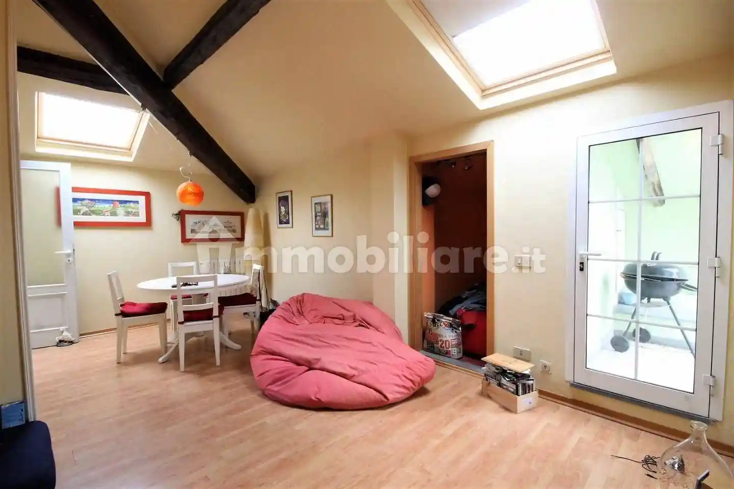 Appartamento in vendita a Lucca