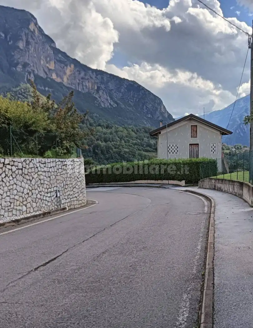 Casa indipendente in vendita a Castel Ivano