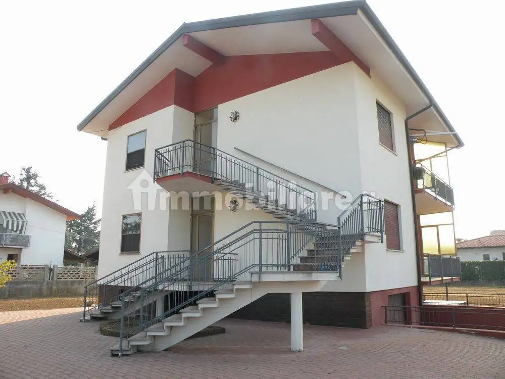 Villa bifamiliare via Sandro Pertini 5, Capriva del Friuli